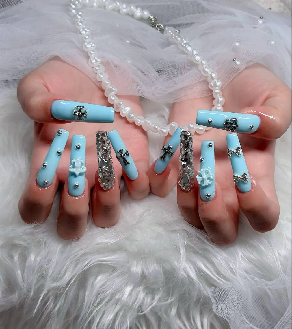 ネイル フレンチネイル ジェルネイル ガラスフレンチ ハロウィン ハート ハンドネイル H.baby Nail Salonのネイルデザイン