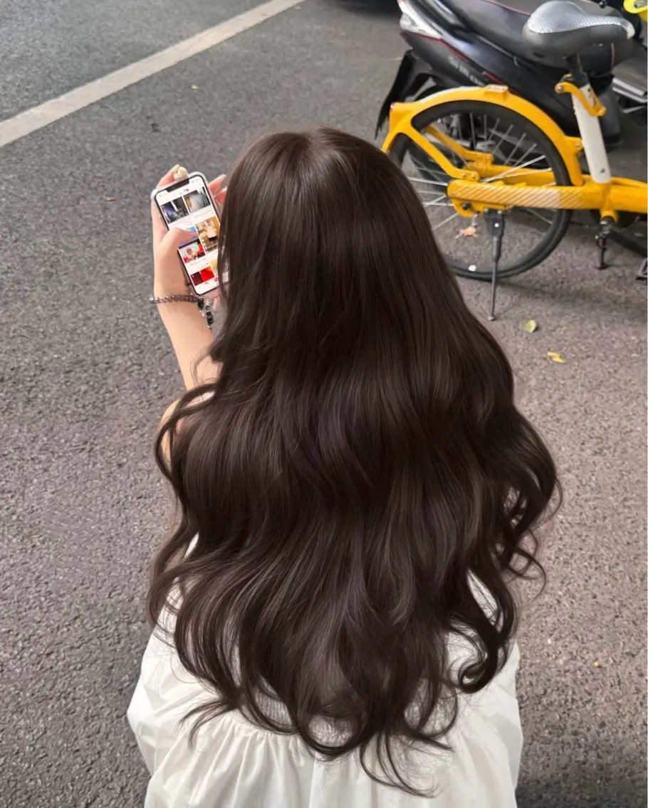 カラー ブラウンカラー 透明感カラー 透明感カラー ainaのヘアスタイル