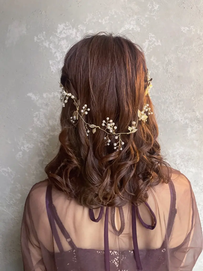 ミディアム カラー パーマ ヘアアレンジ メンズ キッズ ハーフアップ 子どものヘアアレンジ ミディアムパーマ メンズバレイヤージュ メンズブリーチ カット ヘアカラー 縮毛矯正 ヘッドスパ ヘアセット kotona 🤍miuraのヘアスタイル