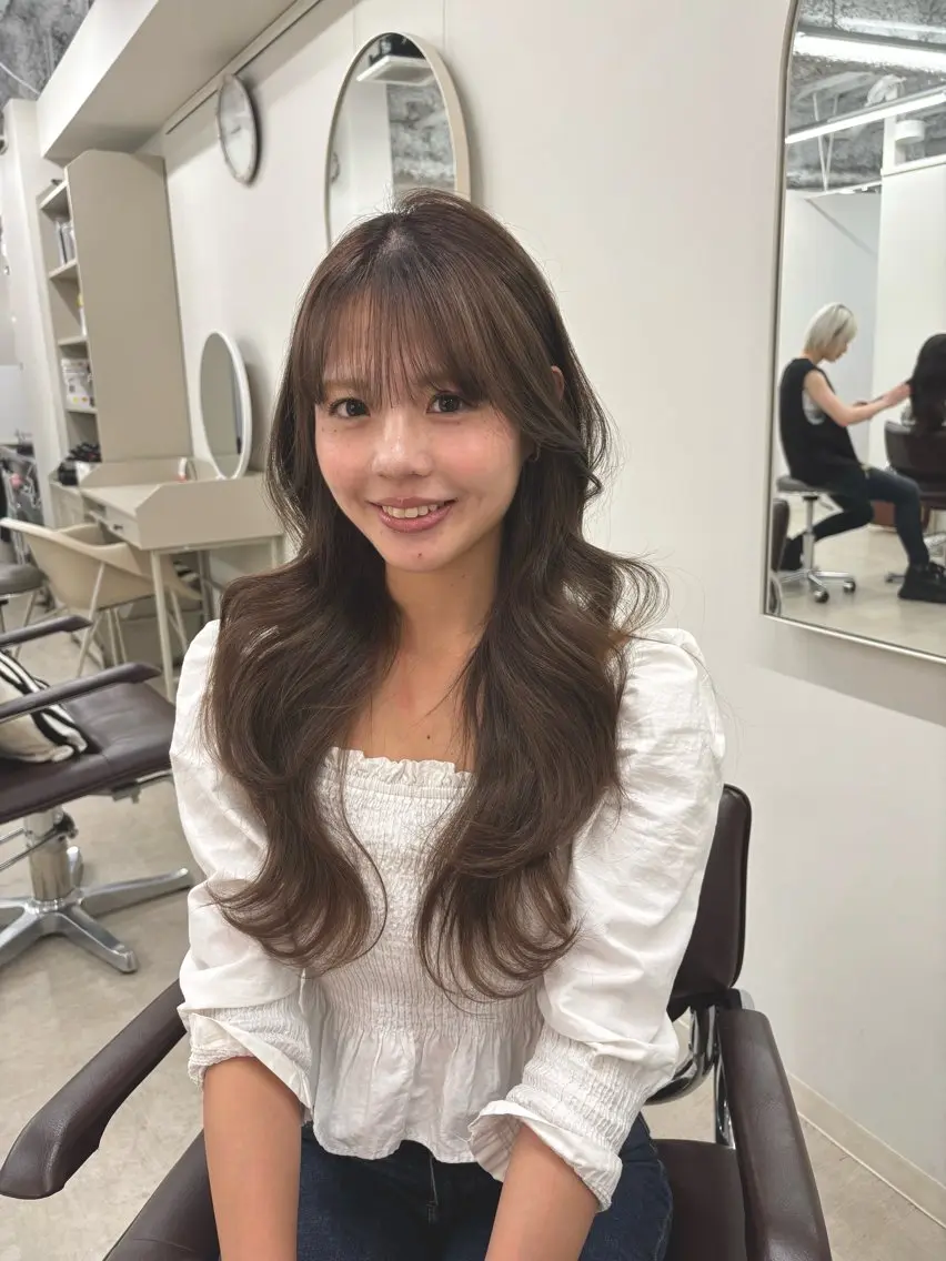 ミディアム カラー カット ヘアカラー トリートメント hachiyama rinaのヘアスタイル