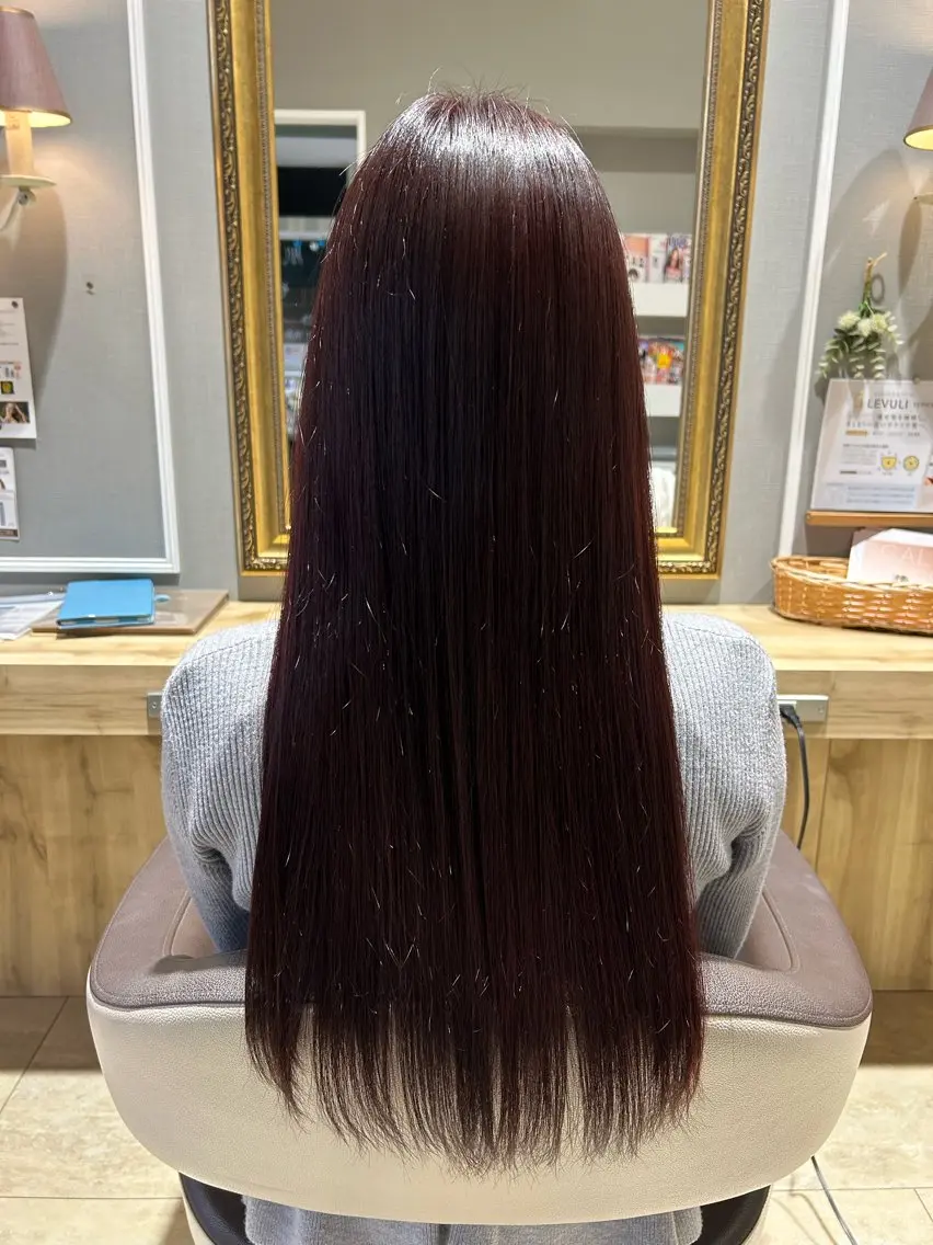 カラー ヘアカラー 種部 有紗のヘアスタイル