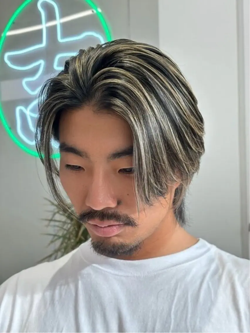 カラー パーマ メンズ メンズハイライト メンズメッシュ メンズパーマ ハイライトカラー メッシュ カット ヘアカラー パーマ 浅草駅徒歩8分/メ ンズ特化/久保 歩夢のヘアスタイル