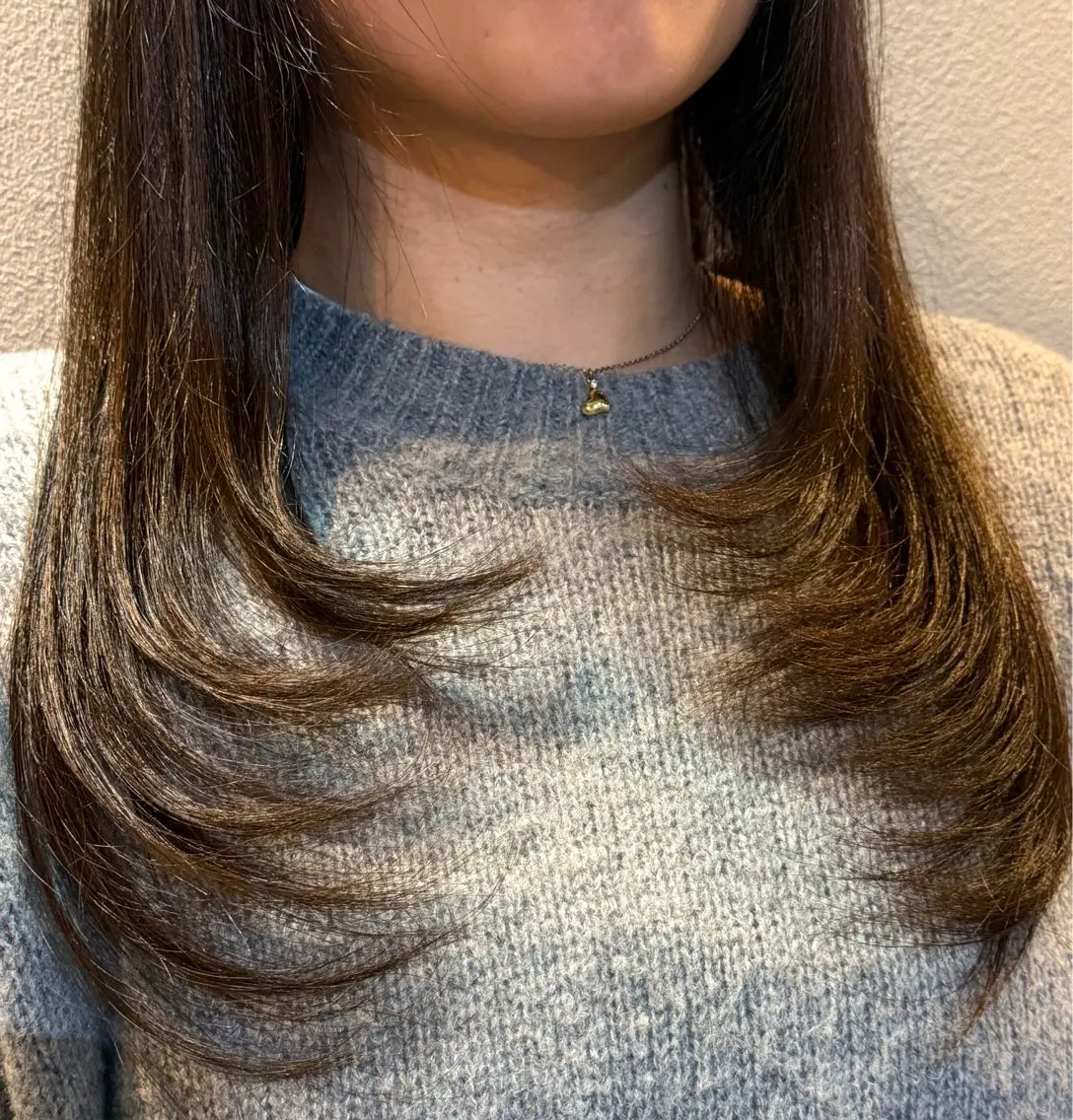 ロング レイヤーカット カット ヘアカラー MIKA💫 艶髪/透明感カラーのヘアスタイル