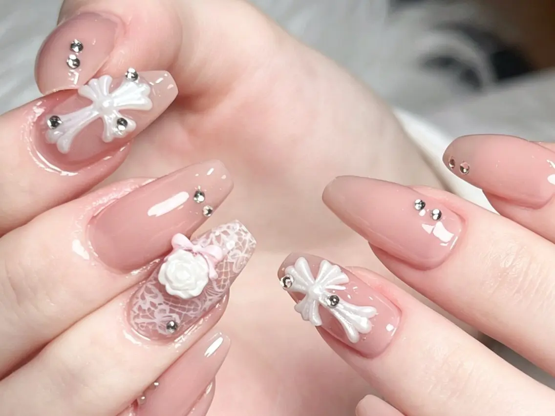 ネイル アートネイル オーロラネイル チークネイル クリアネイル 長さ出し Cutie nail salonのネイルデザイン