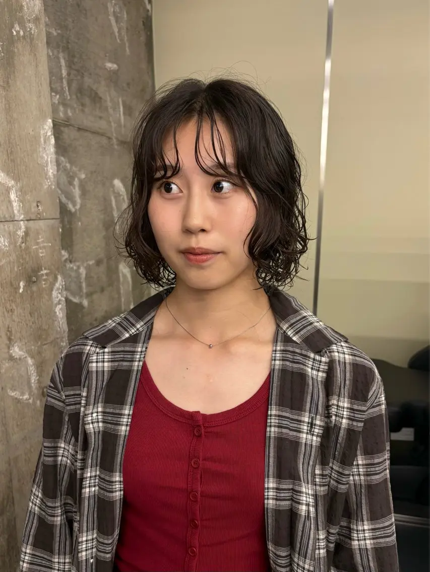 ミディアム パーマ 縮毛矯正 カット パーマ 森住 優香のヘアスタイル