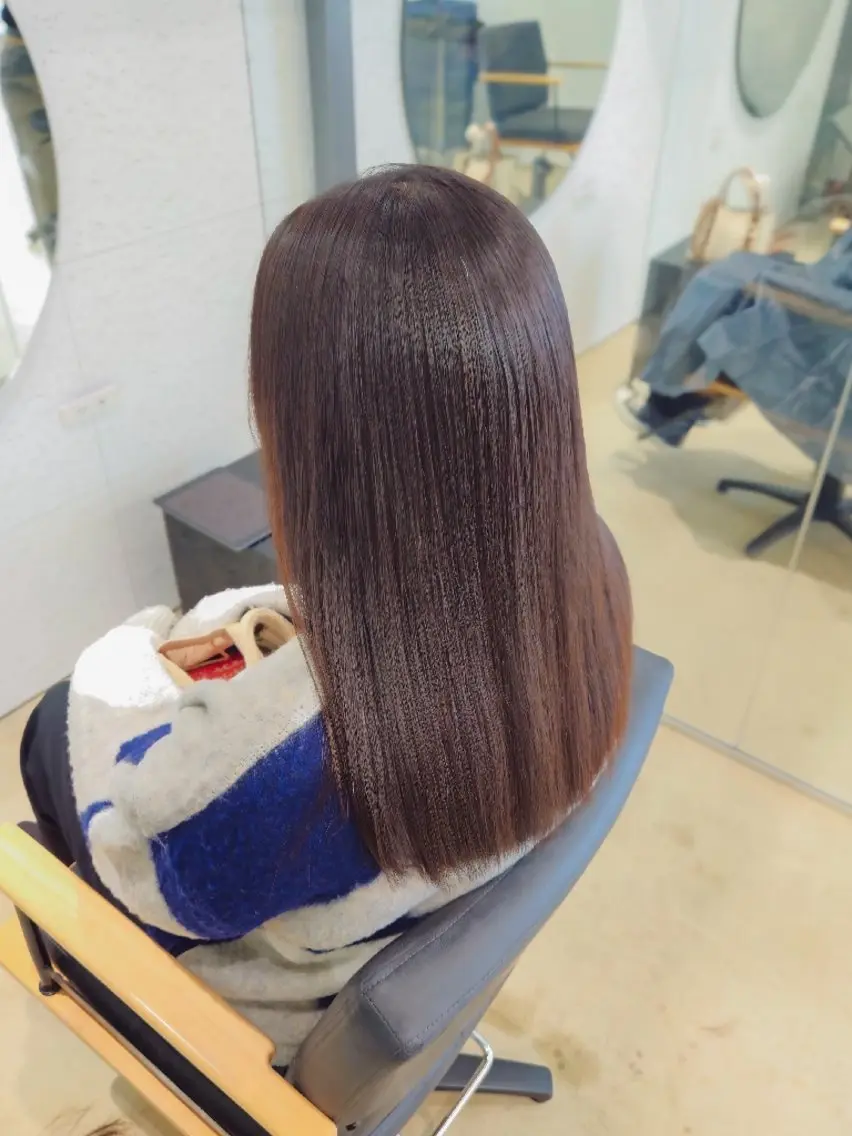 ロング 縮毛矯正 角谷 貫太郎のヘアスタイル
