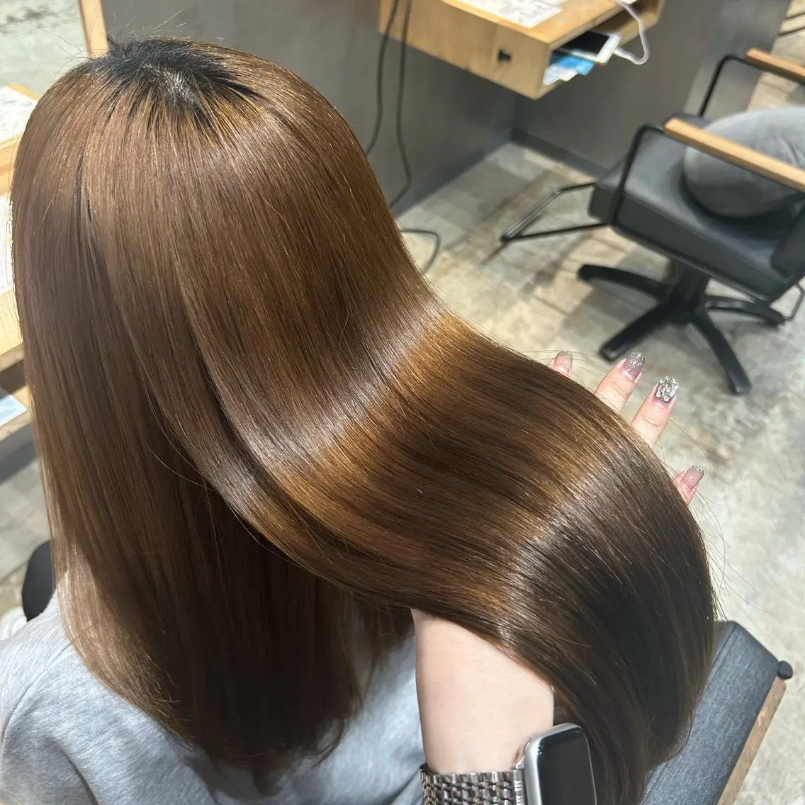 ミディアム 縮毛矯正 トリートメント 椋 愛穂のヘアスタイル
