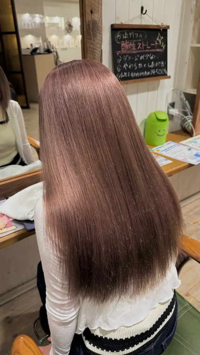 ロング カラー ベージュカラー ブリーチ ピンクカラー ピンクベージュ カット ヘアカラー 亀有✂️正路 彩夏のヘアスタイル