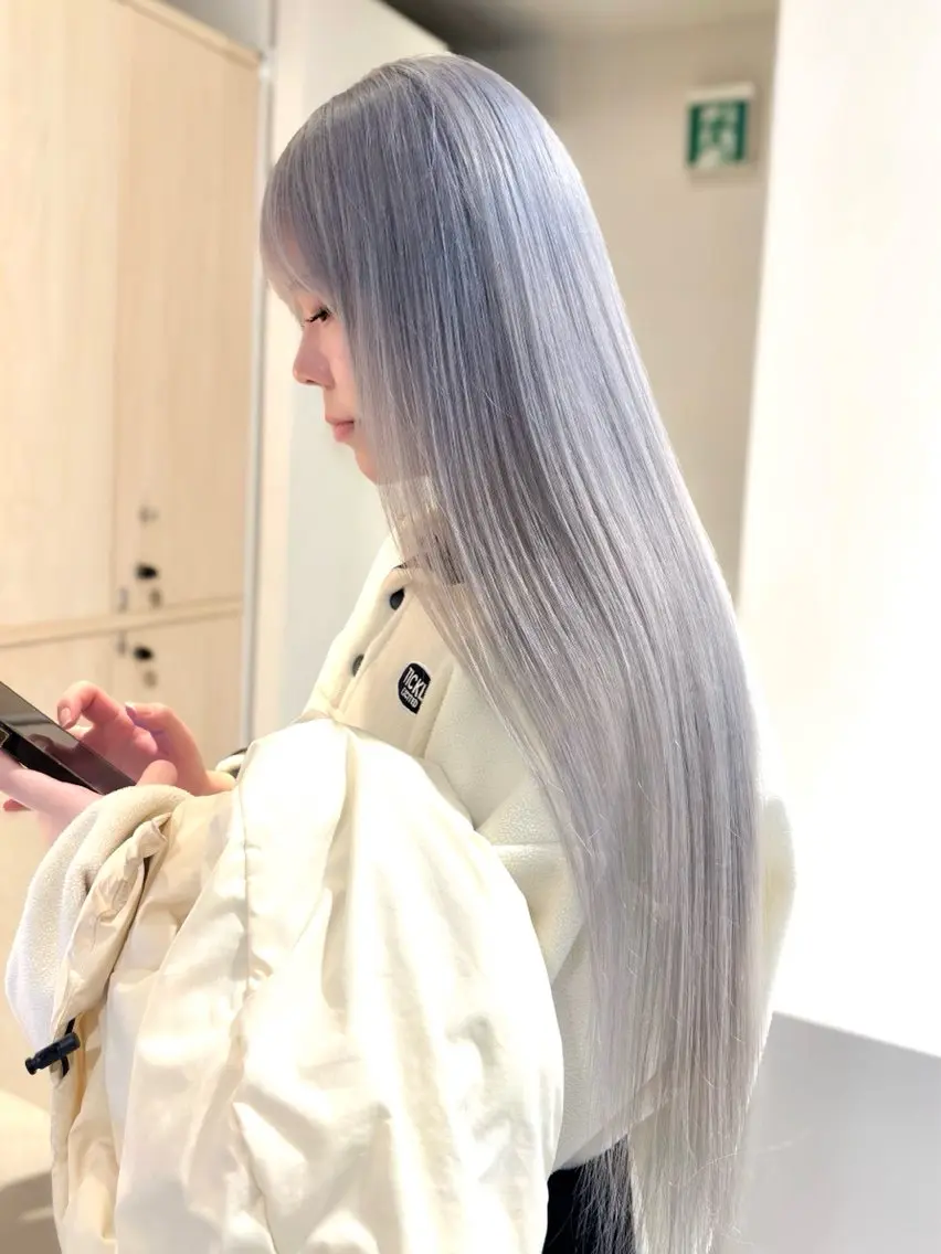 ロング カラー カット ヘアカラー トリートメント 柔らかgirly/ レイヤー/yuiのヘアスタイル