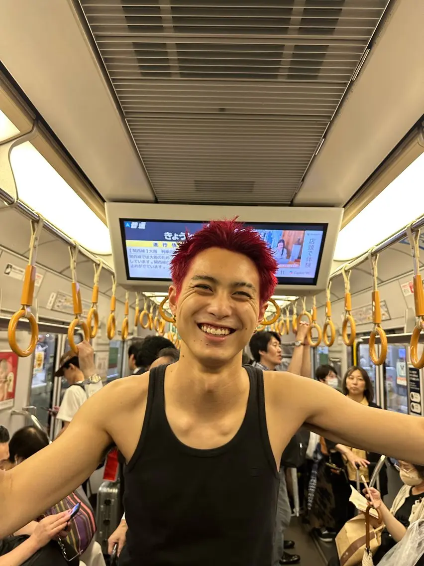 ショート カラー 崎園 佑真のヘアスタイル