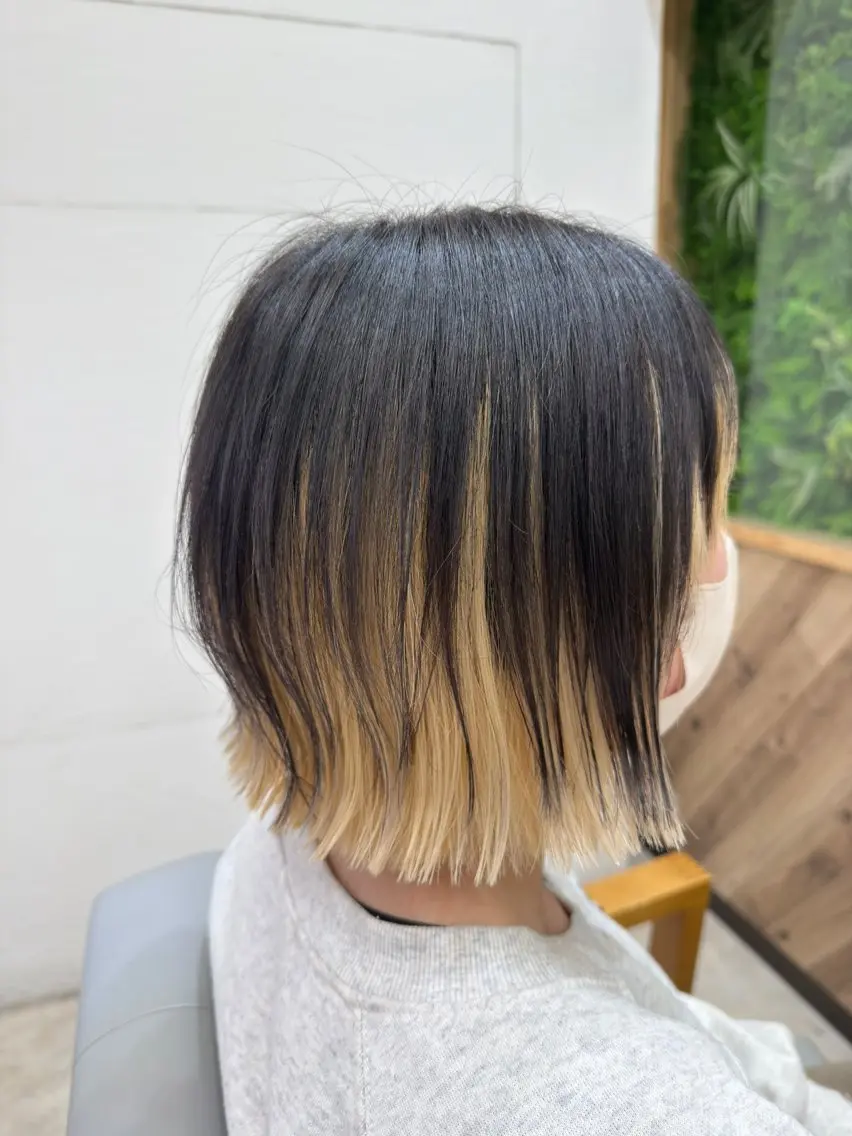 ミディアム 切りっぱなしボブ ボブ カット ヘアカラー トリートメント 🪽ラベンダーカラー 暗髪透明感🪽レイナのヘアスタイル