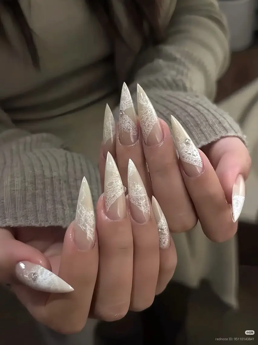 ネイル 韓国ネイル マグネットネイル 持ち込み Dyo Nail_Royalのネイルデザイン