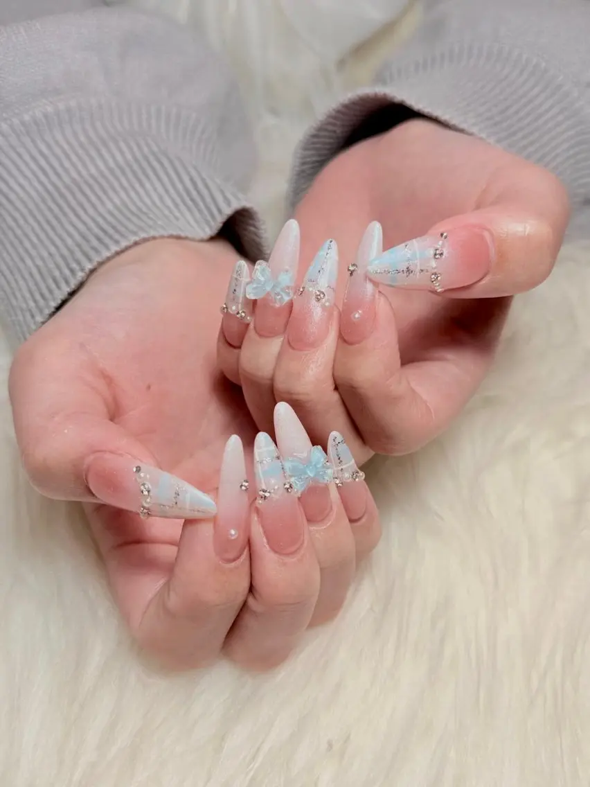 ネイル ジェルネイル ハンドネイル Lumi de nailsのネイルデザイン