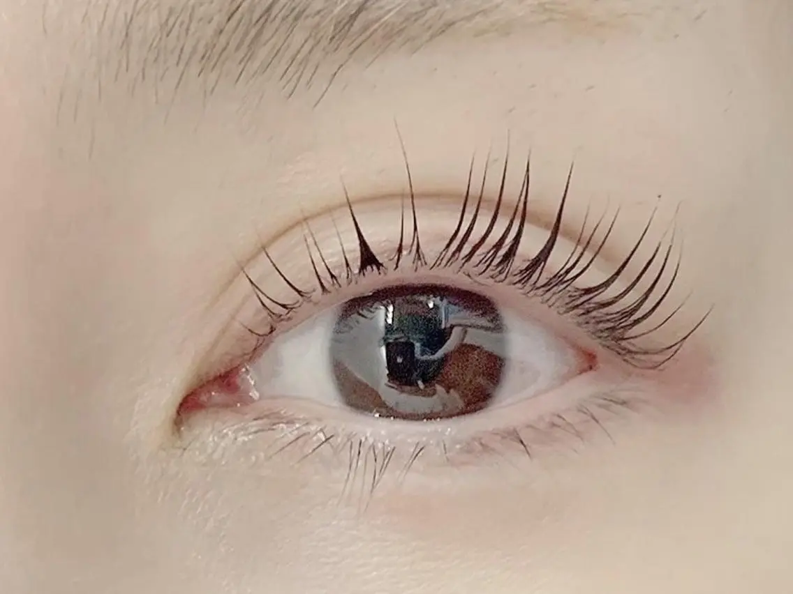 マツエク・マツパ 🔰Eye Risの眉毛・アイブロウイメージ