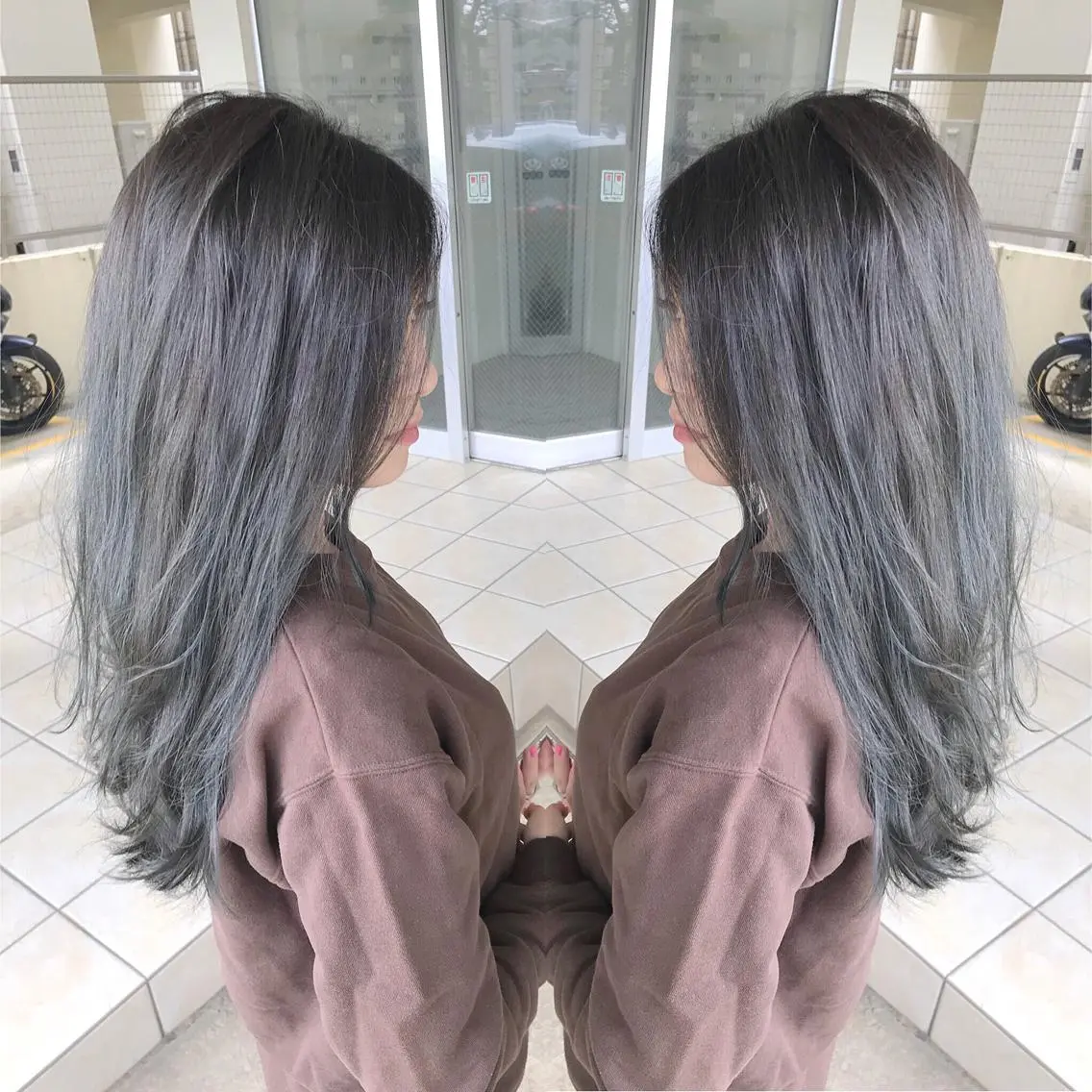 ミディアム カラー グレージュ ネイビーカラー grand juteのヘアスタイル