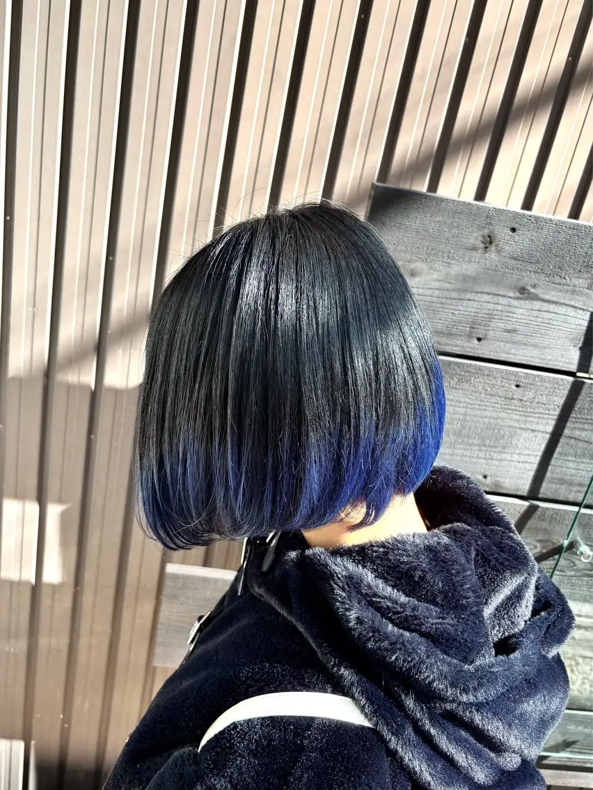 ショート カラー ブルーカラー グラデーションカラー ヘアカラー トリートメント RAIA💎ケア ブリーチ&パーマ💎のヘアスタイル