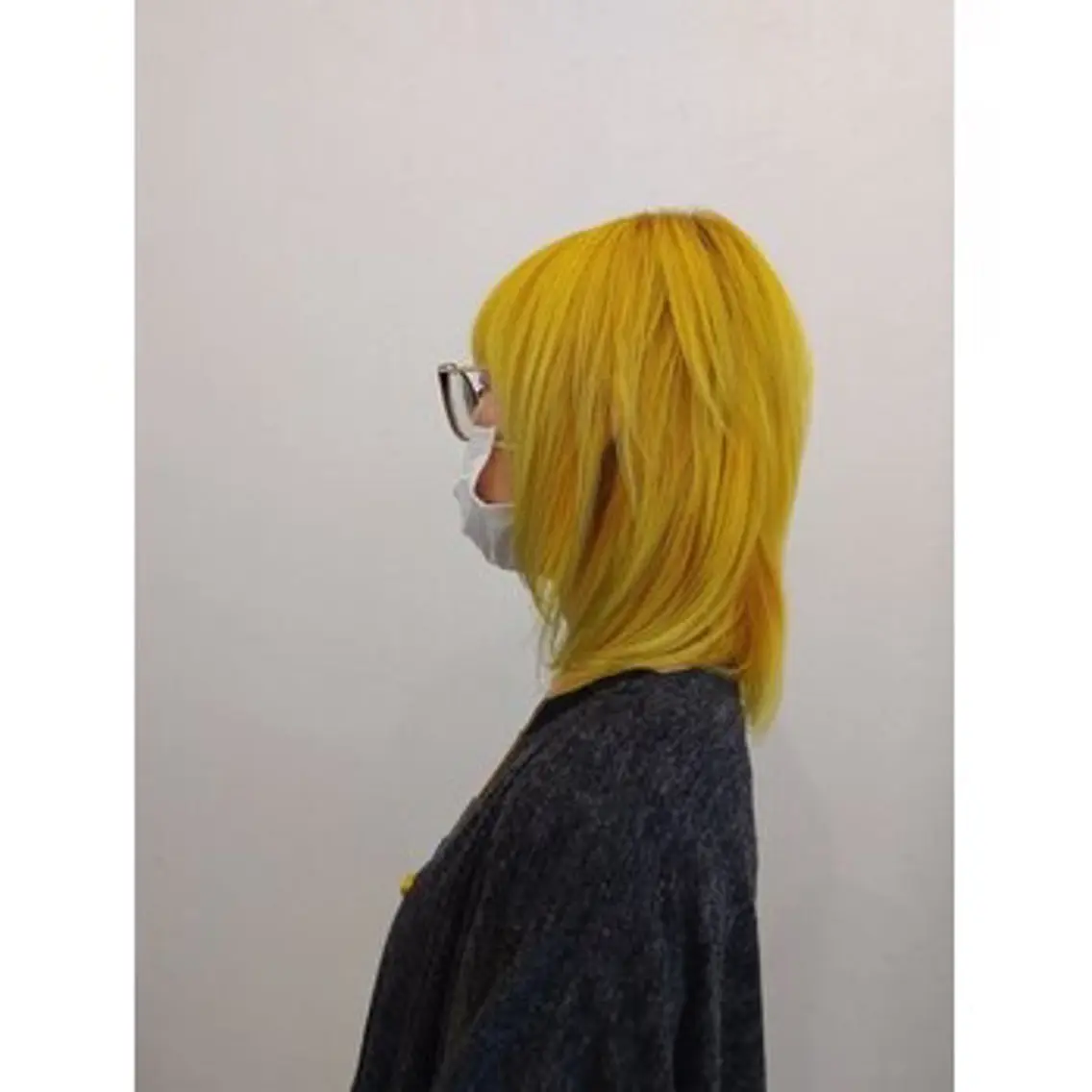 カラー イエローカラー 澤田 あきのヘアスタイル
