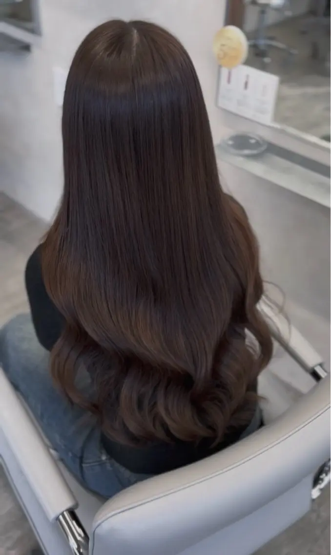 ロング honoka /透明感カラーのヘアスタイル