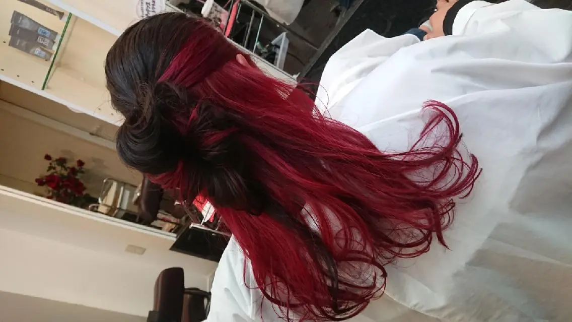 カラー インナーカラー ヘアカラー 遠藤 史秋のヘアスタイル