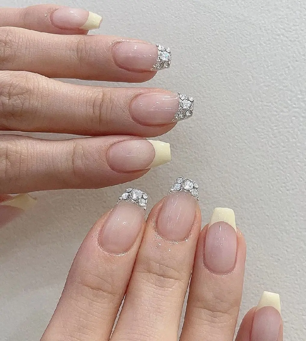 ネイル エクラン ✨CHIHIROのネイルデザイン