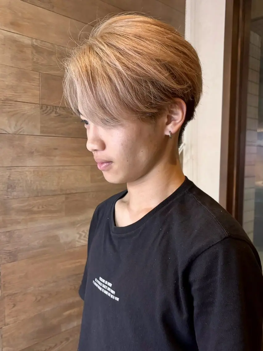 ショート カラー ヘアカラー バレイヤージュ 中野裕介のヘアスタイル