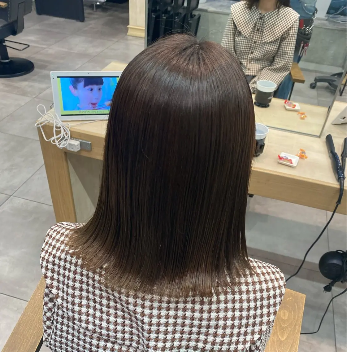 ミディアム ヘアカラー 韓国ヘア AINA🐱のヘアスタイル