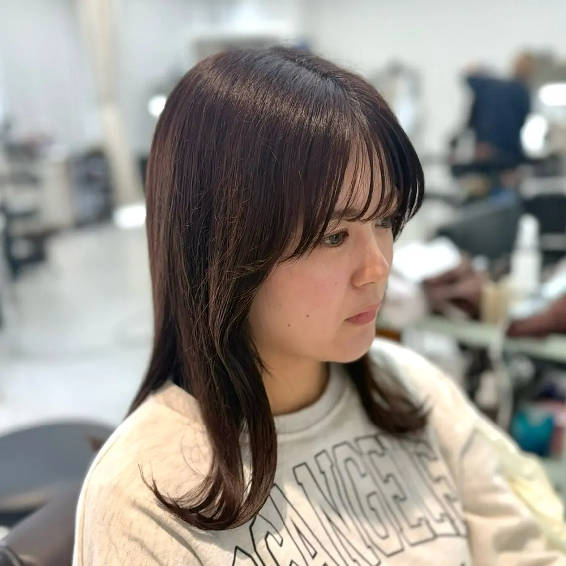 セミロング 榎本 雪来のヘアスタイル