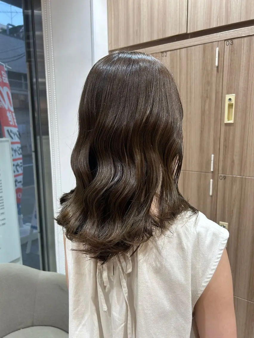 ミディアム カラー ブリーチ 透明感カラー ブリーチなしカラー 髪質改善 ヘアカラー 髪質改善 × 高発色 color/Runoのヘアスタイル