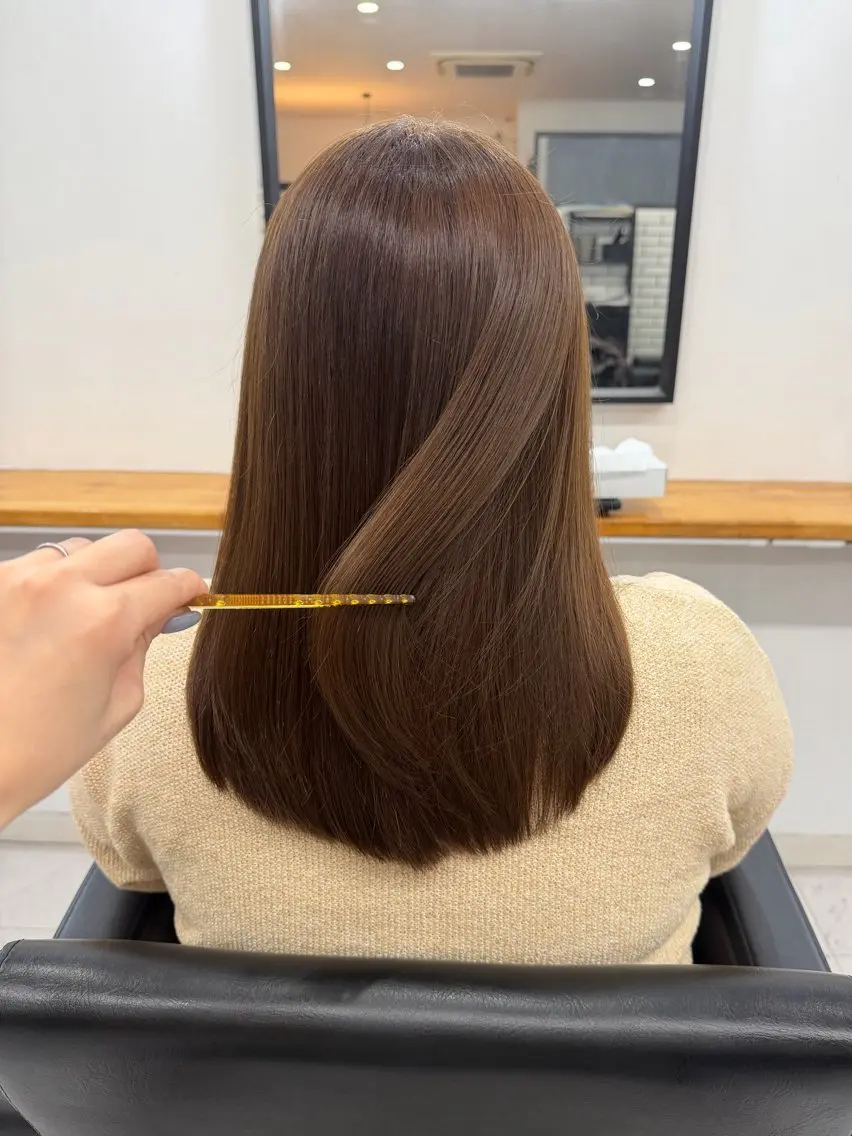 ミディアム カラー 黒髪 ブリーチ ブラウンカラー ダブルカラー マロンブラウン ヘアカラー トリートメント 🎀透明感 カラーHiROEのヘアスタイル