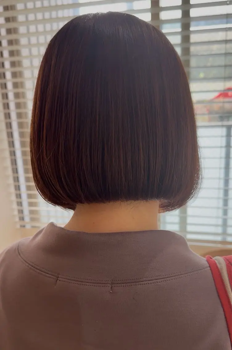 ショート カラー 切りっぱなしボブ ブリーチ ブリーチなしカラー ボブ 顔周りカット ♥️似合わせボブ/ 縮毛矯正/大和田拓夢のヘアスタイル