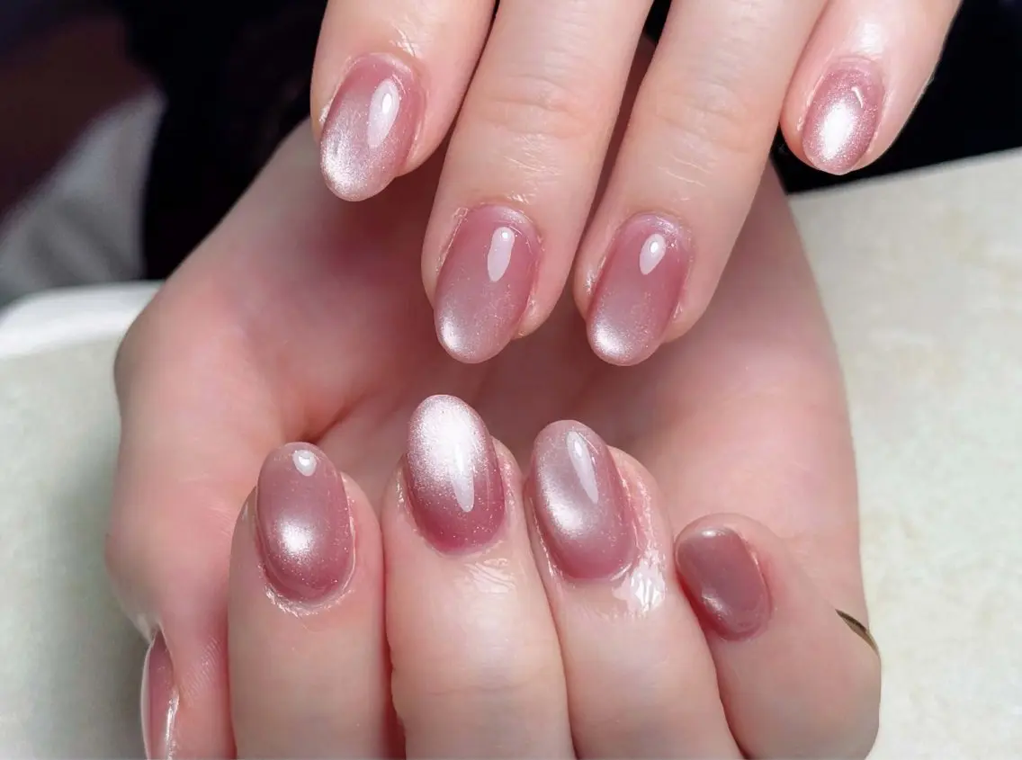 ネイル チークネイル 長さ出し フレンチネイル グラデーション キラキラネイル 中野駅から2分 MEO NAILのネイルデザイン