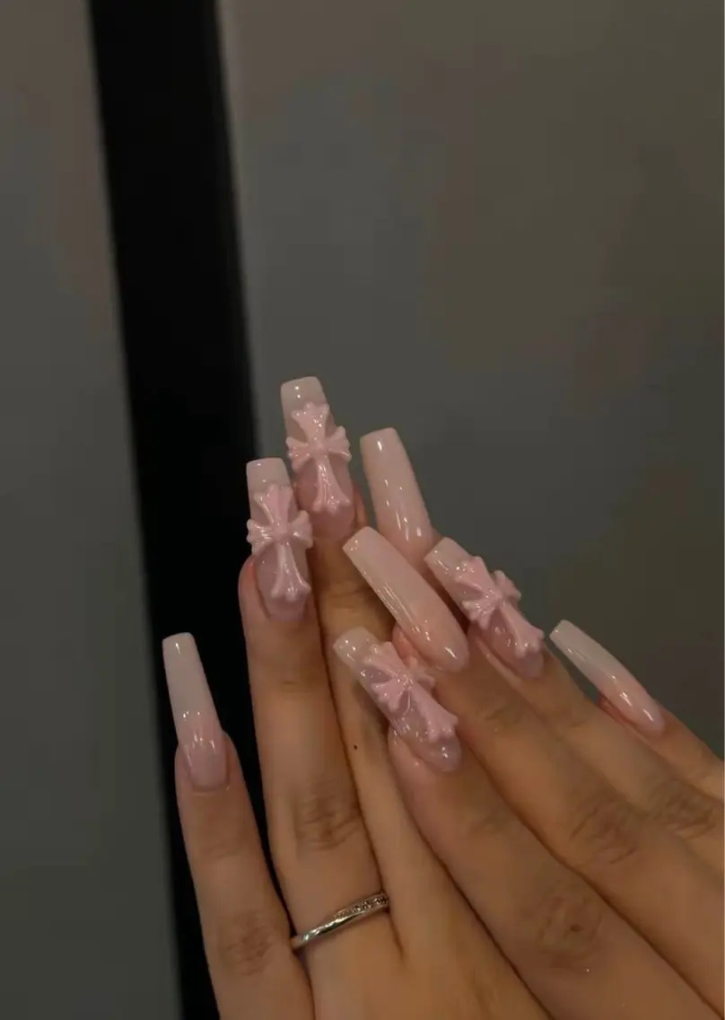 ネイル 持ち込み リボン NiJi Nailsのネイルデザイン