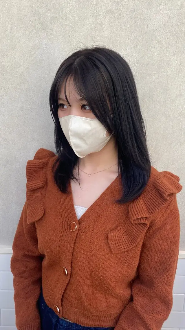ミディアム 顔周りカット レイヤーカット ZAZA  新宿 杉瀧芽衣のヘアスタイル