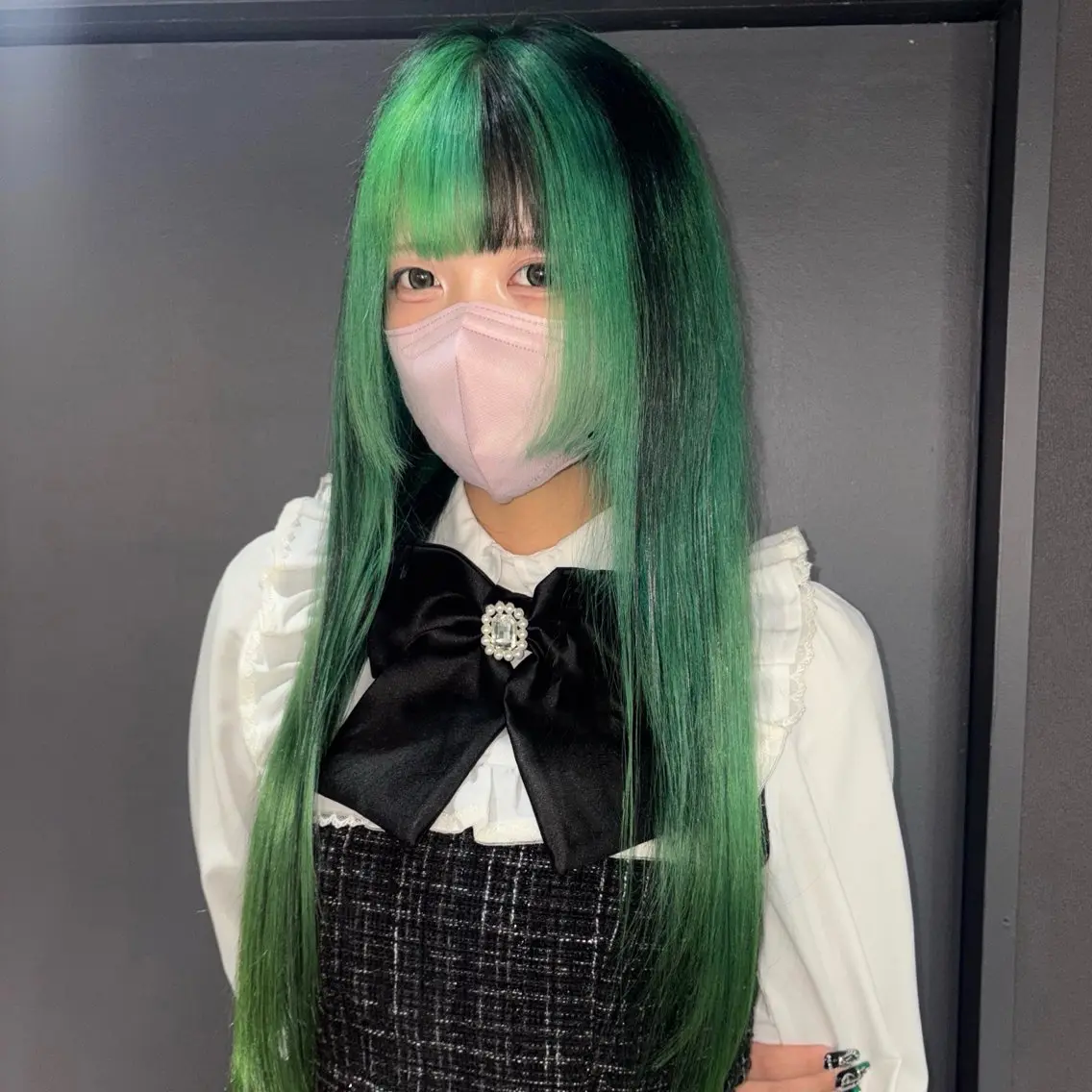 ロング カラー ★デザインカラー ハイトーン ももか★のヘアスタイル