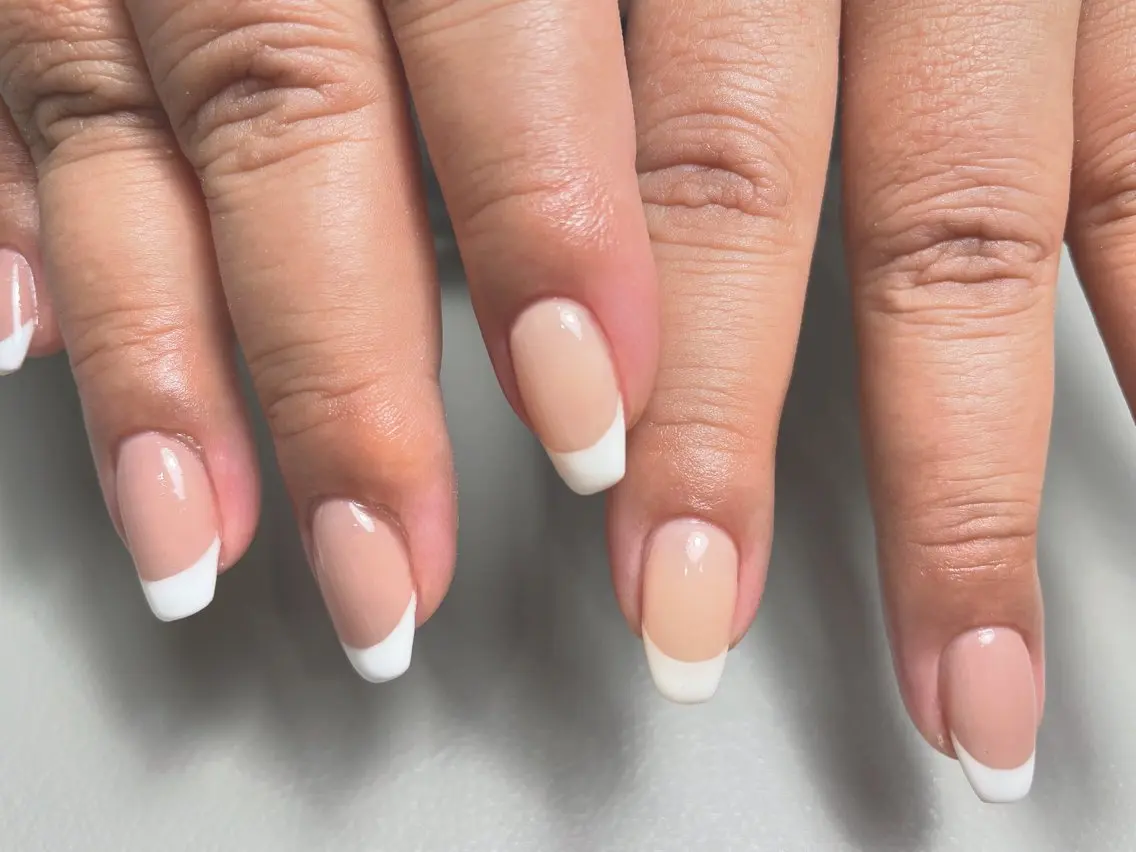 セミロング EyeBlow. Nail Salonの眉毛・アイブロウイメージ