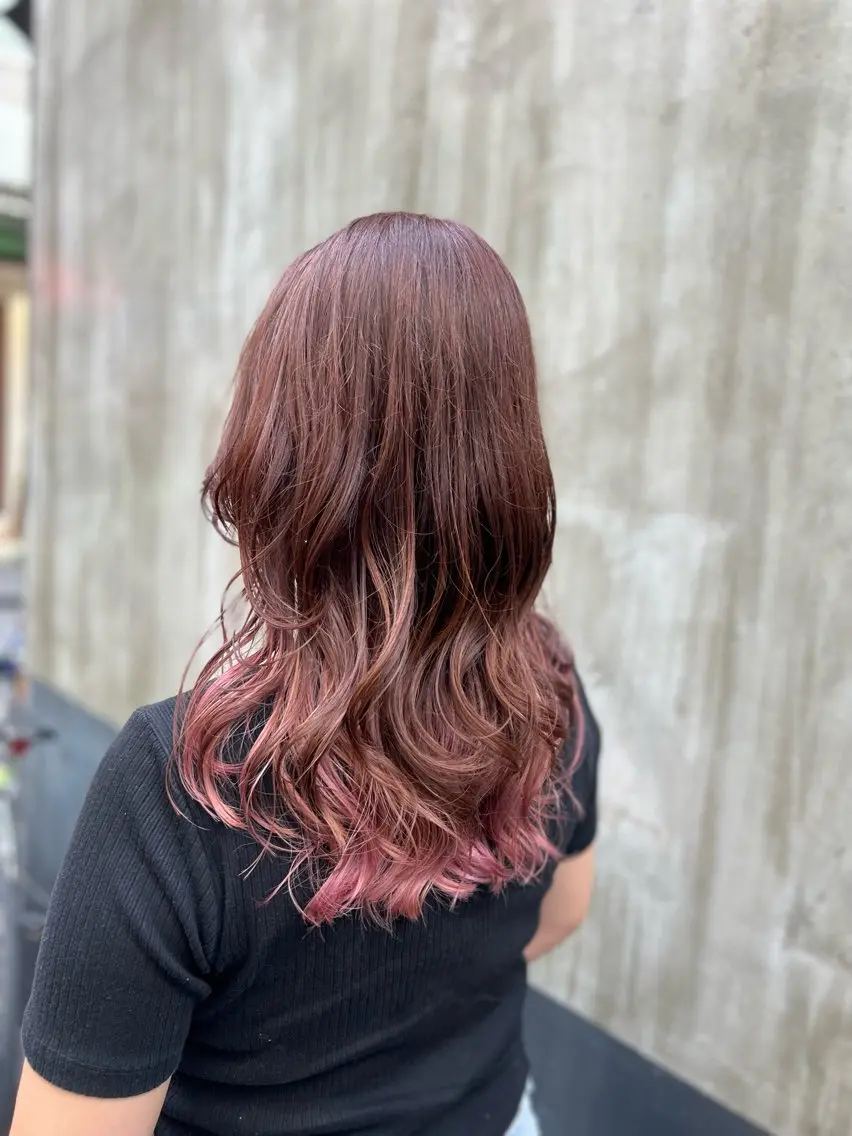 セミロング カラー ブラウンカラー ピンクカラー ピンクブラウン 🍇おぐら めぐみ🍇のヘアスタイル