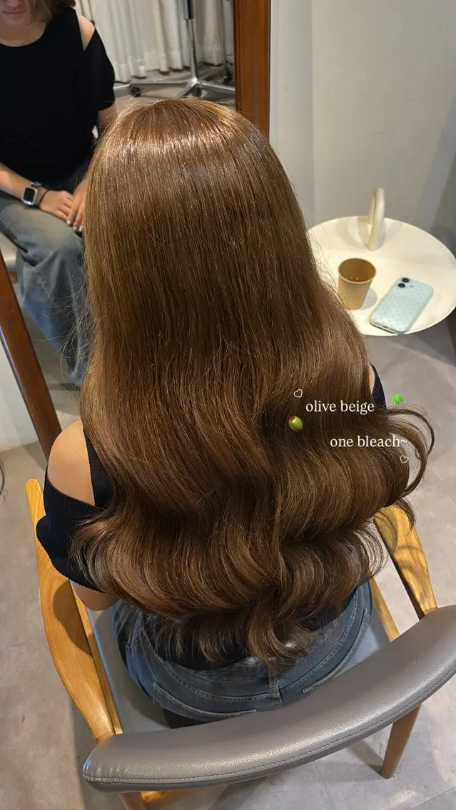ロング ヘアカラー トリートメント roka ʜᴀʀᴜᴋᴀのヘアスタイル
