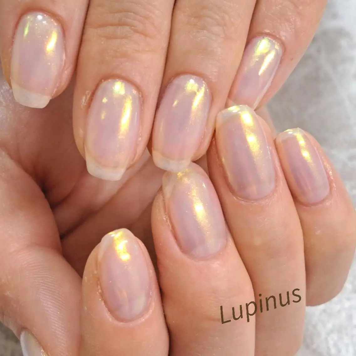 ネイル オーロラネイル ワンカラーネイル Lupinus ルピナスのネイルデザイン
