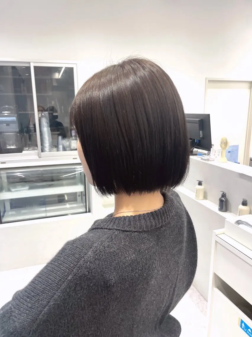 ミディアム カラー ボブ 松井 せりのヘアスタイル