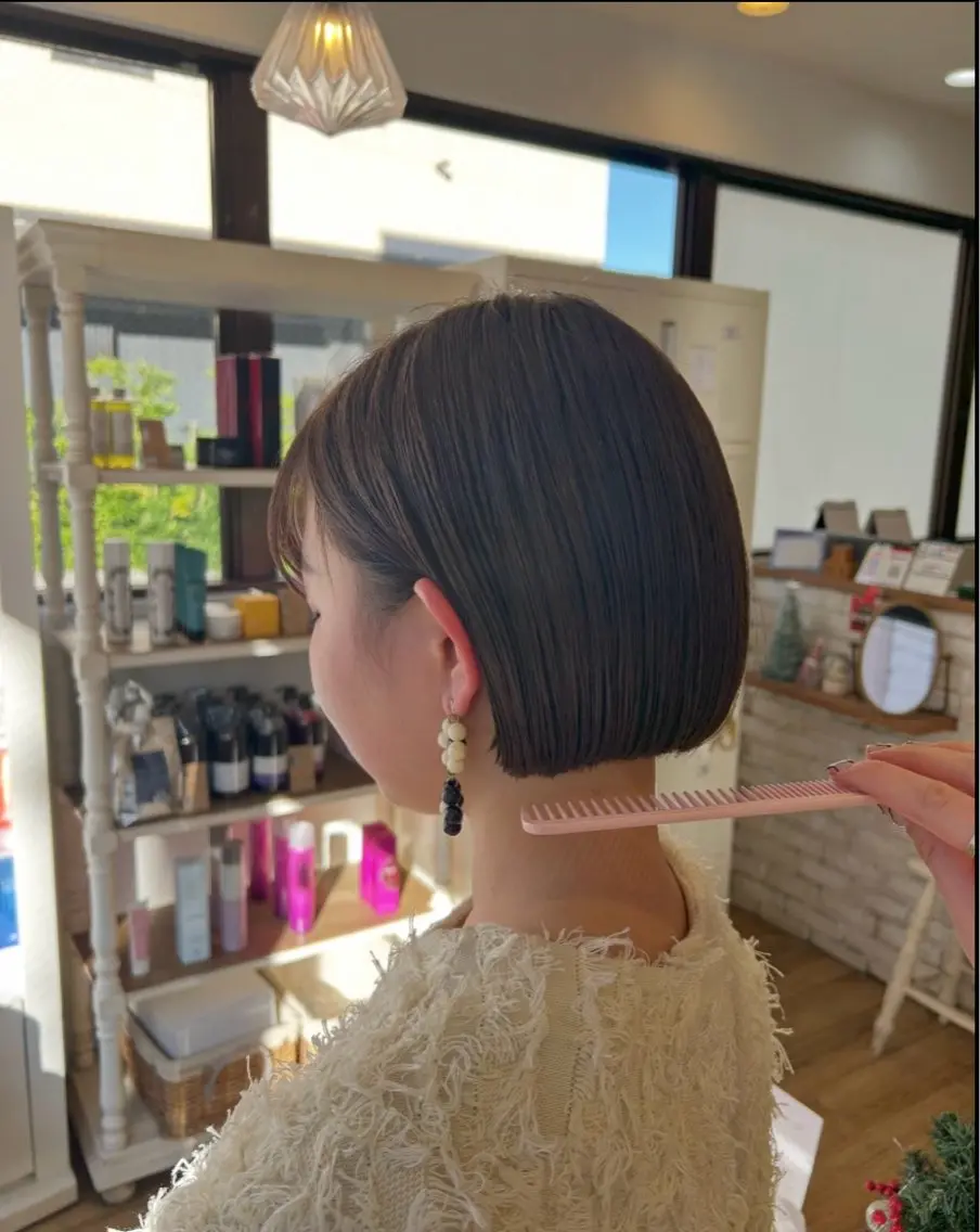 ショート ボブ 🫧顔周りカット 🫧樫村優香のヘアスタイル