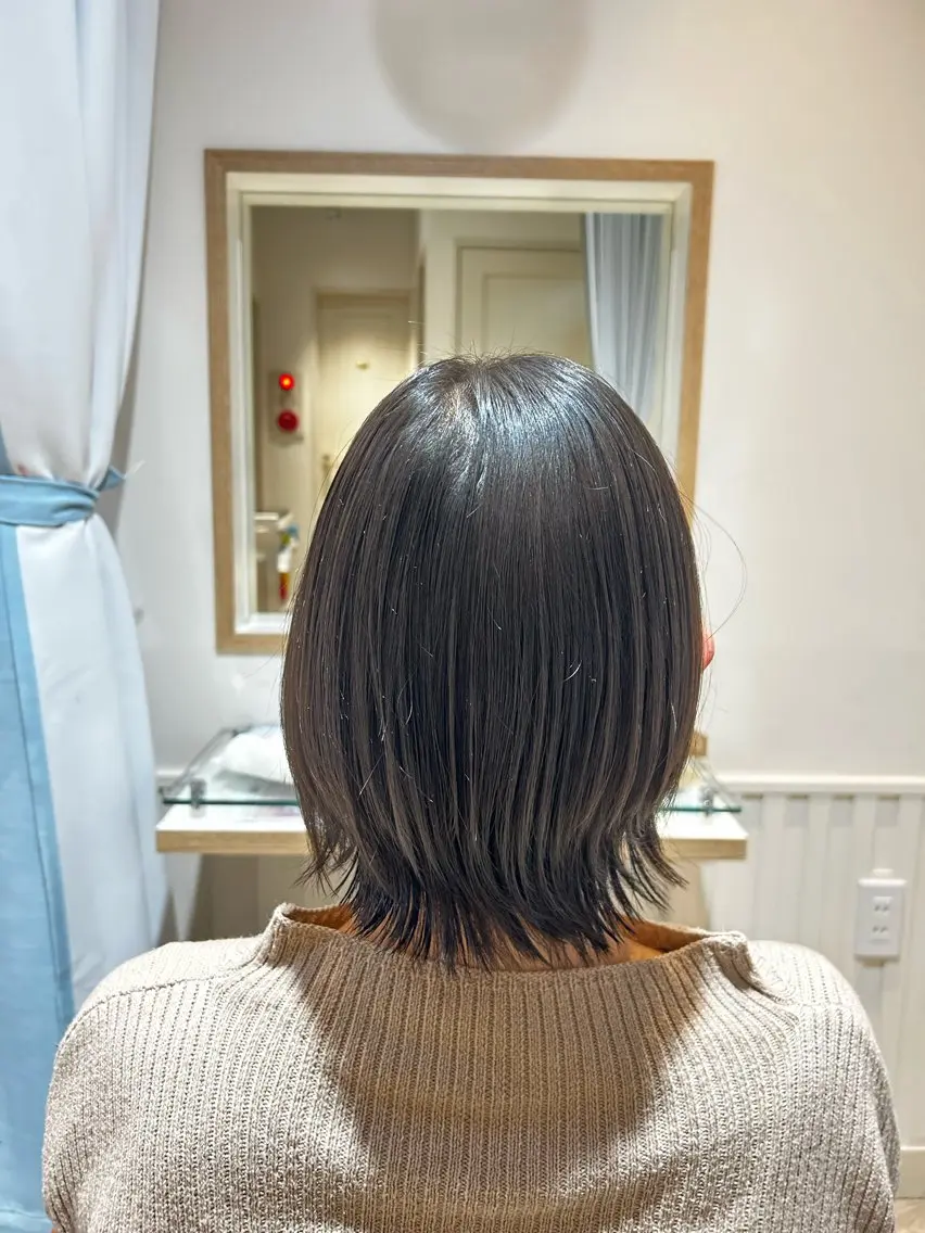 ミディアム くびれヘア 大川 夏実のヘアスタイル