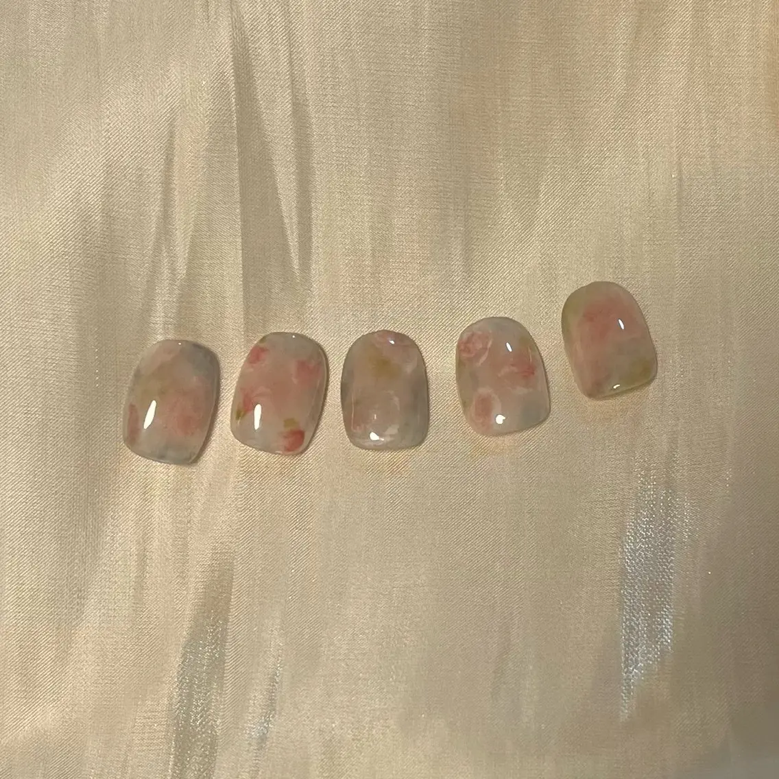 ネイル neroria nailのネイルデザイン