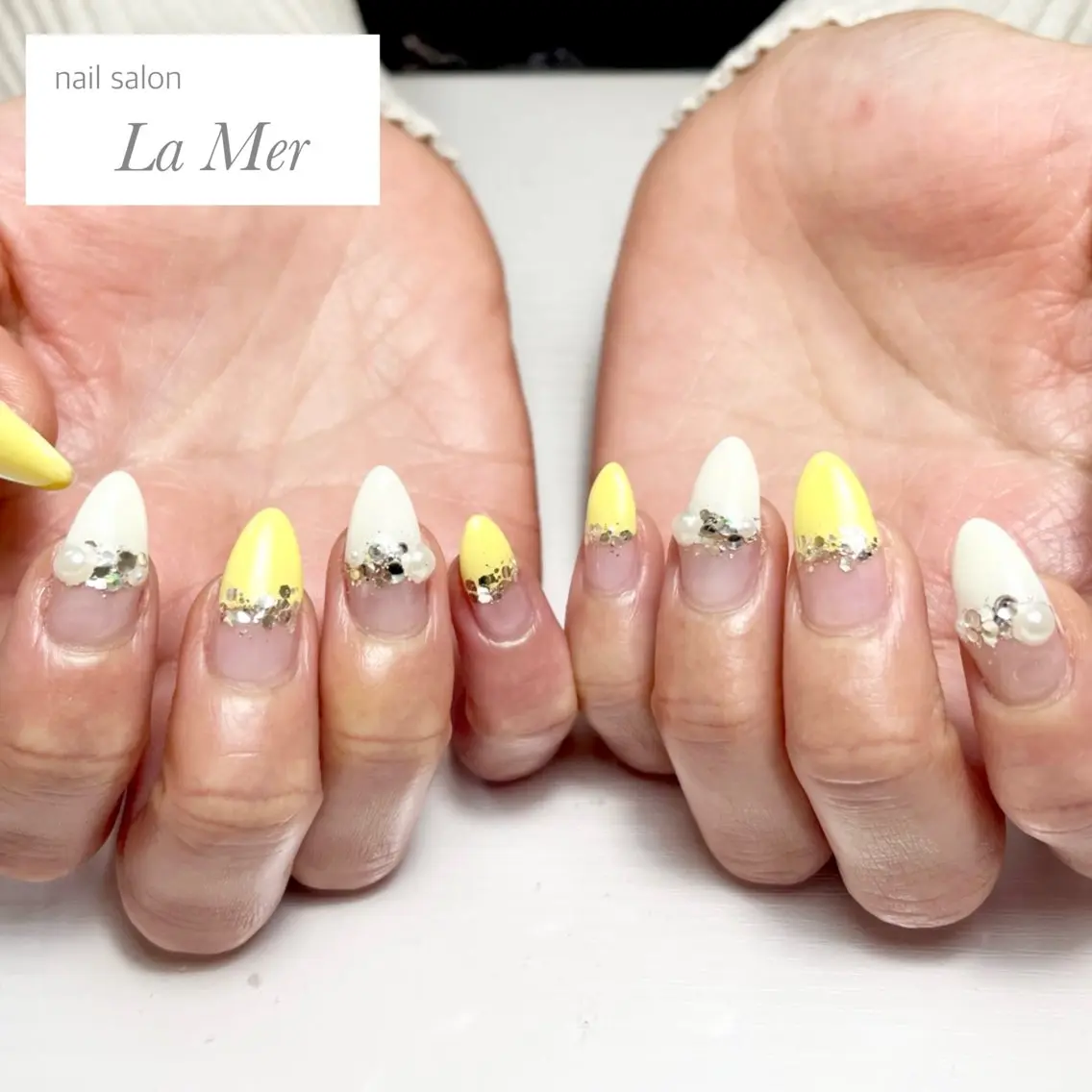 ネイル フレンチネイル ラメ(グリッター) オフィスネイル シンプルネイル 春ネイル ハンドネイル nailsalon La Merのネイルデザイン