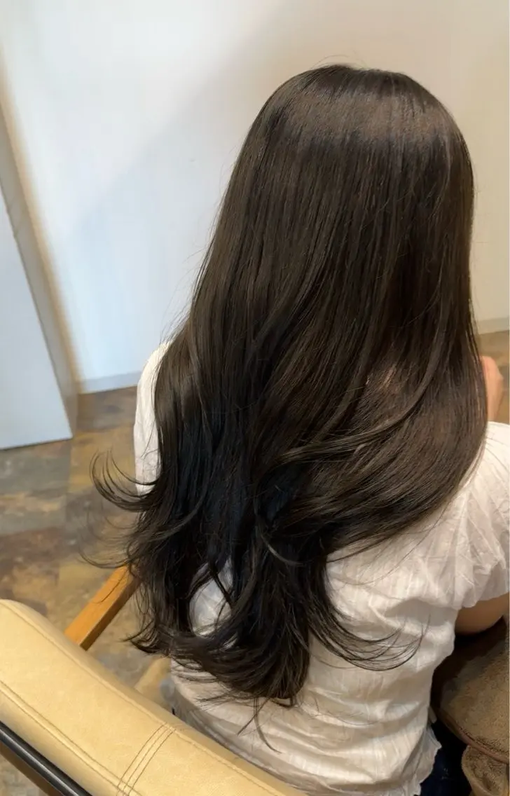 ロング カラー ヘアアレンジ 雨宮 なおのヘアスタイル