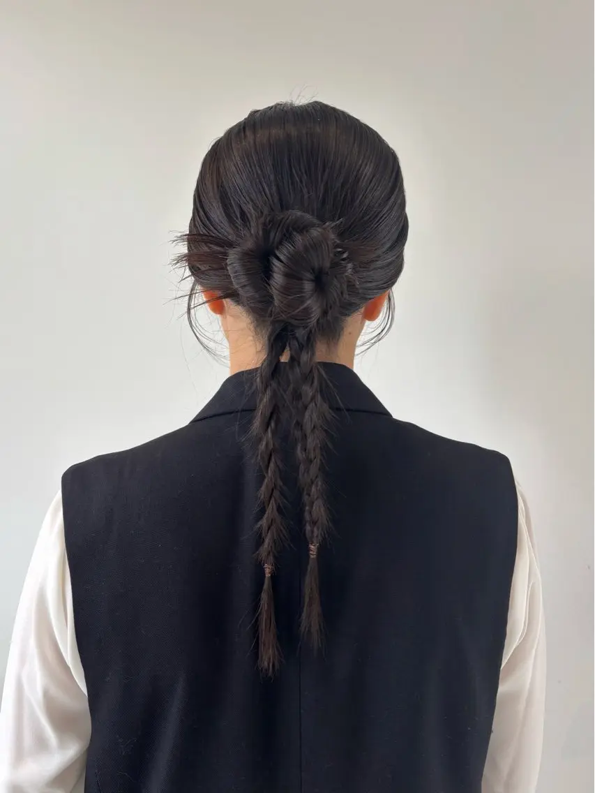 ロング 岡本 彩楓のヘアスタイル