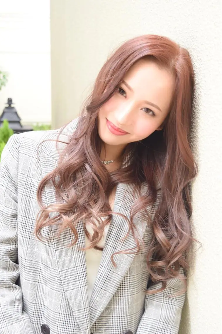 似合わせカット＋ハイ透明感カラー＋髪質改善トリートメントの写真