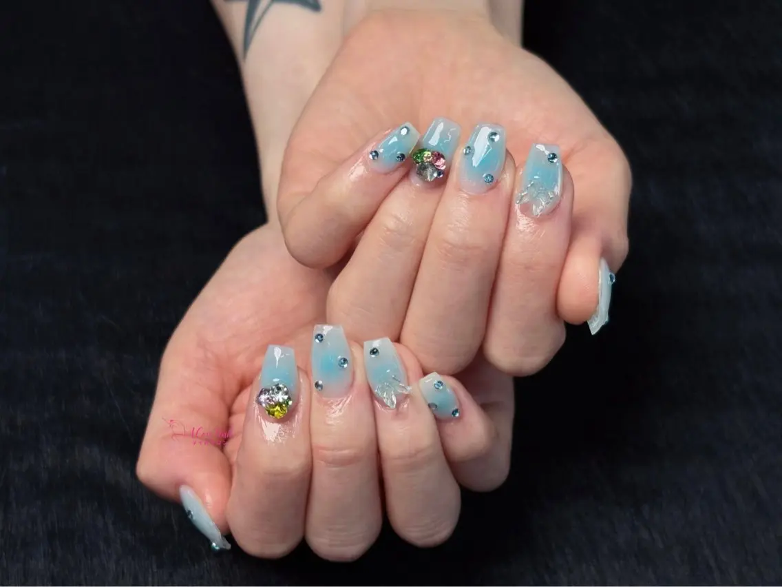 ネイル 桜ネイル 長さ出し フラワーネイル フレンチネイル ジェルネイル ハンドネイル ACon NailSalonのネイルデザイン