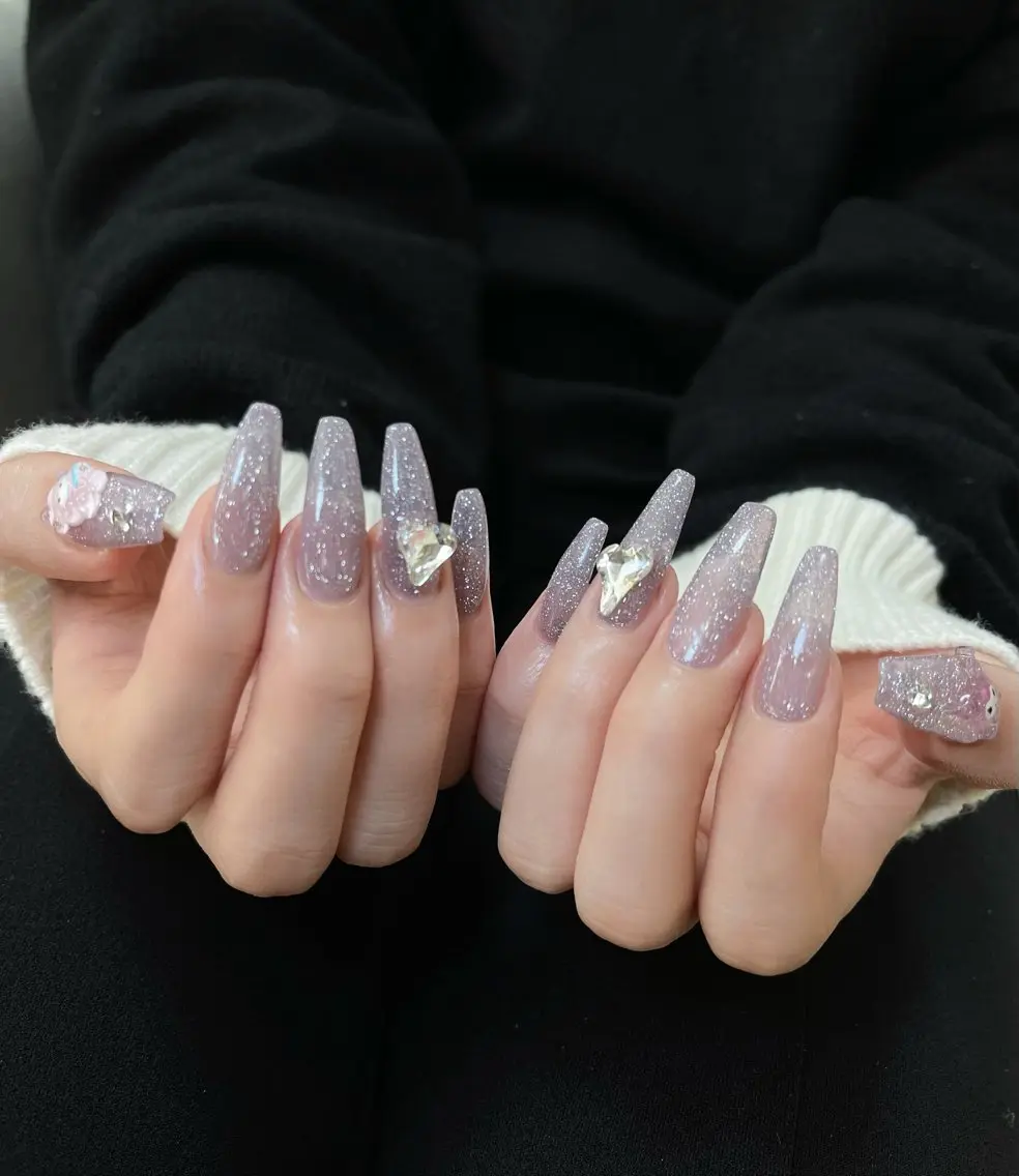 セミロング めぐみのネイルサロン スタッフ練習のネイルデザイン