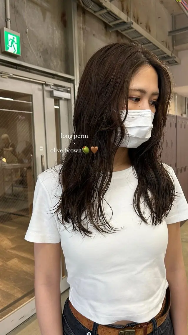 ロング カラー パーマ オリーブカラー ロング maho/垢抜け カラーパーマのヘアスタイル