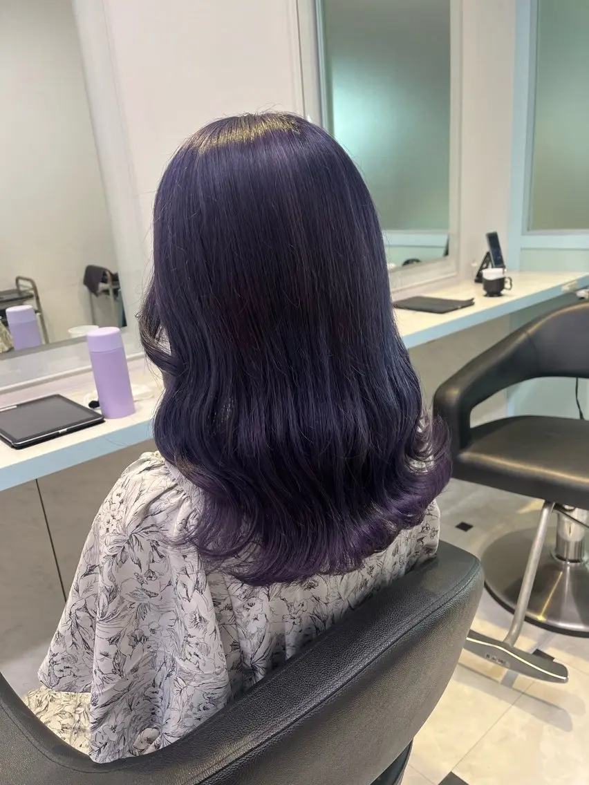 セミロング カラー ヘアカラー トリートメント ブリーチカラー 🩵MIZUKIのヘアスタイル